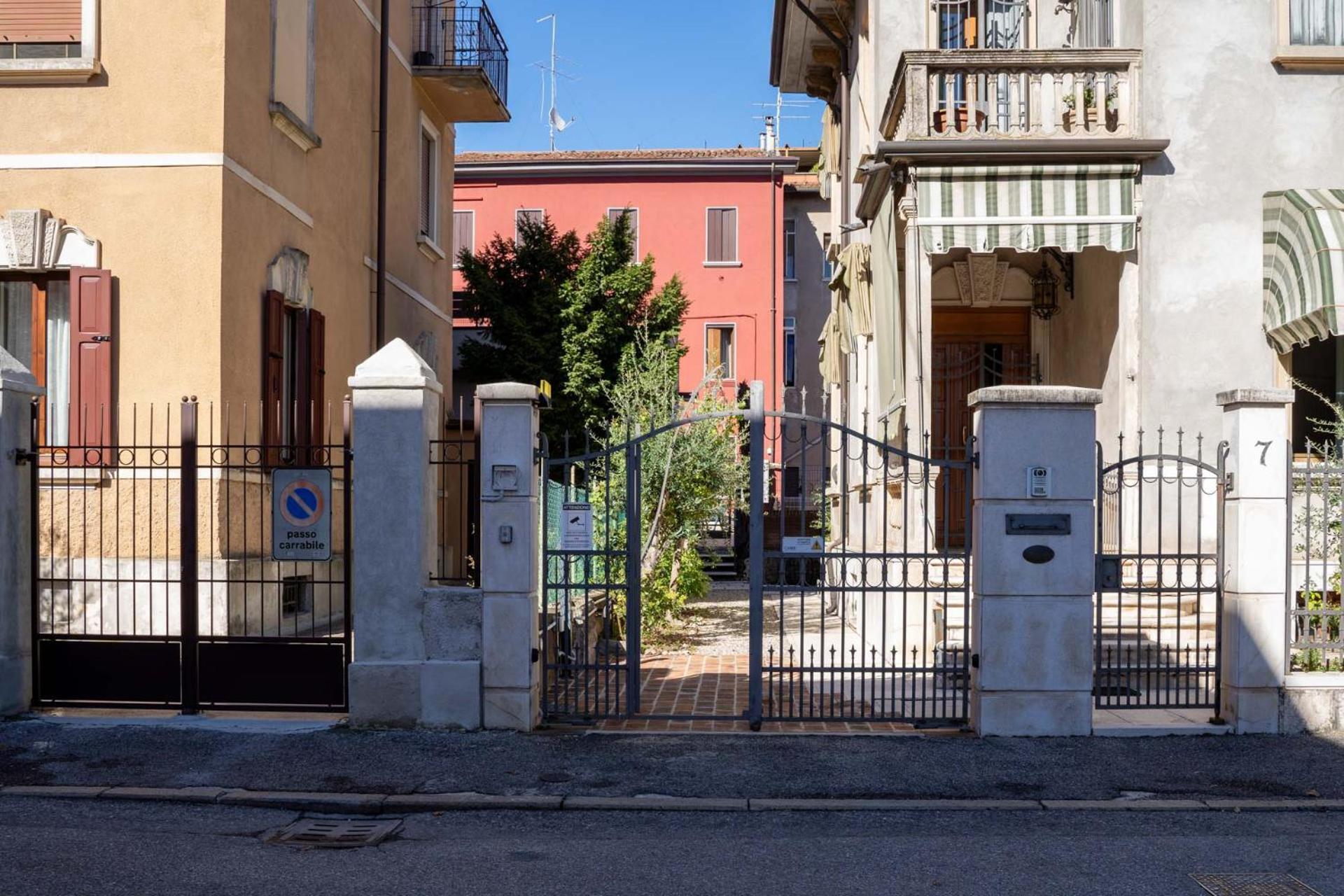 Residenza Grazioli 2 Hotel Verona Exterior photo